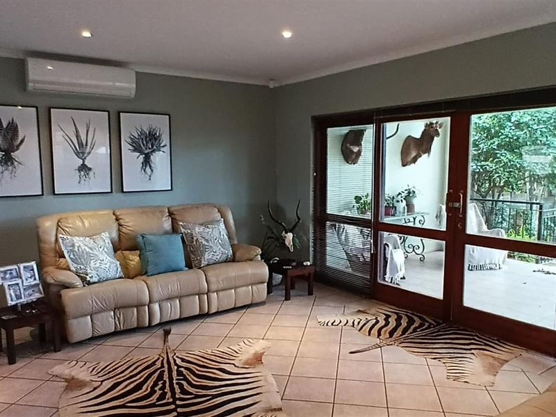House For Sale in Mtunzini, KwaZulu Natal - Photo 3