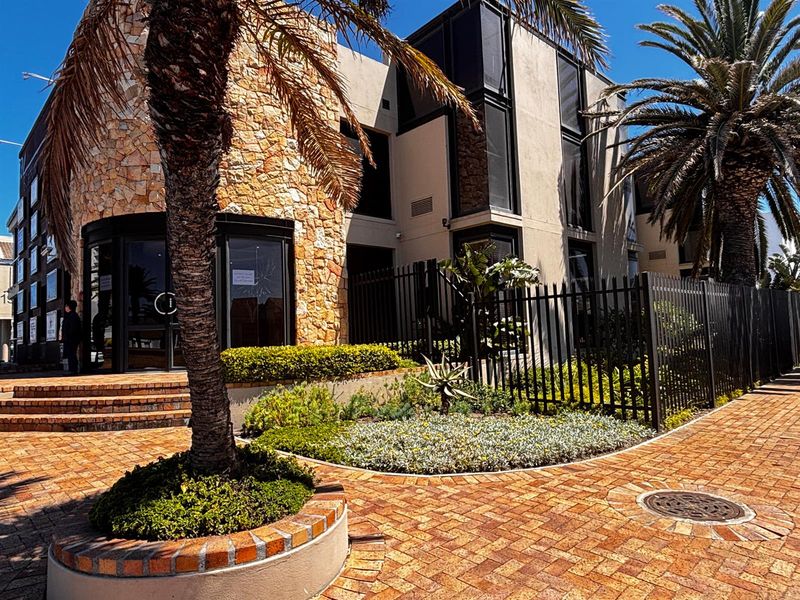 Executive Offices To Rent in Table View, Blouberg - Photo 2