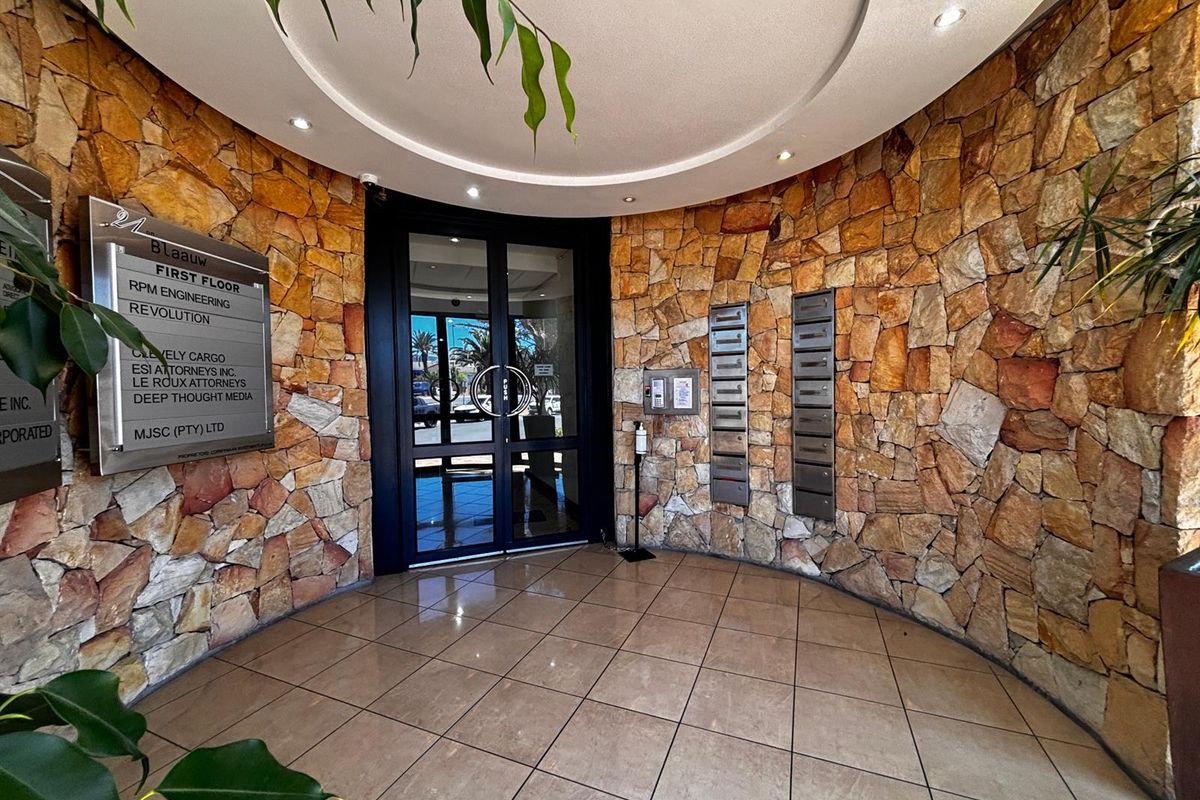 Executive Offices To Rent in Table View, Blouberg - Photo 3