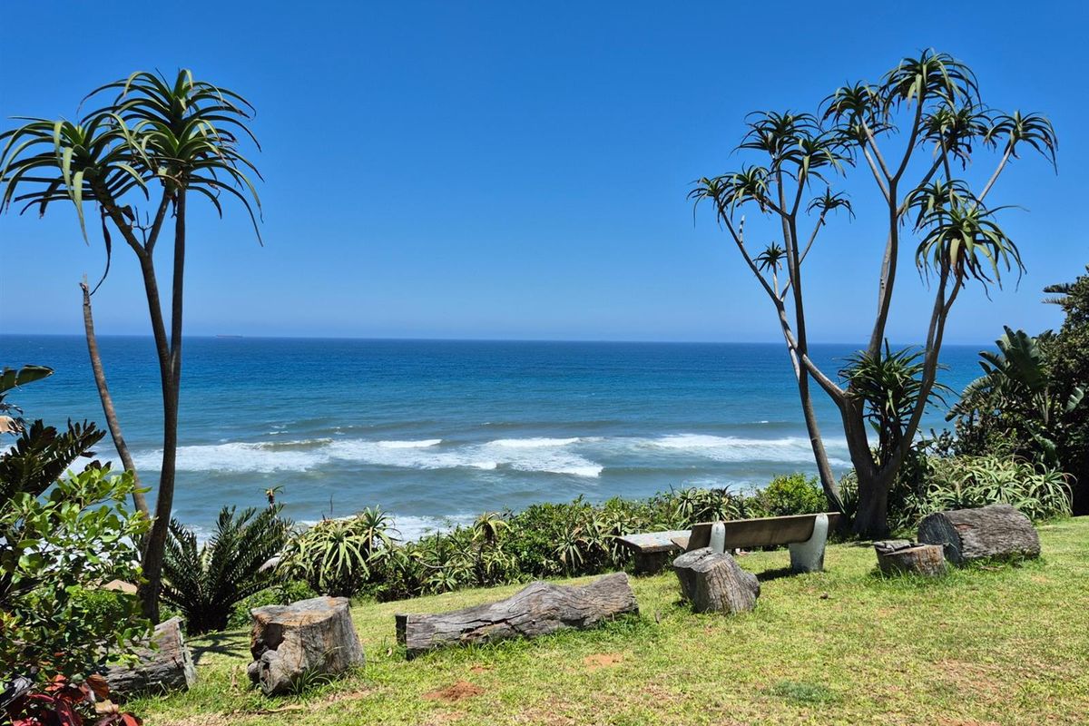 Three plots in one! Huge level land on Marine drive - Photo 3