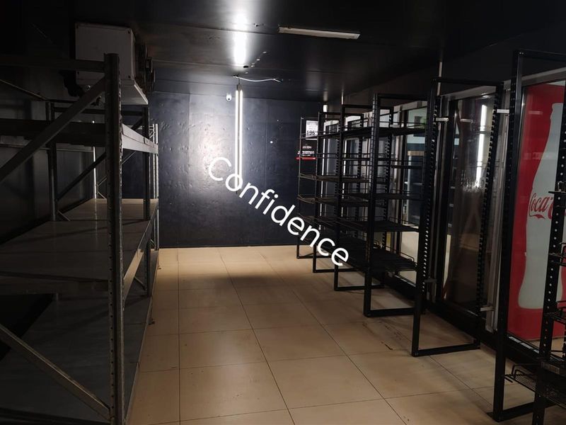 Former Spar Supermarket Property To Rent in Orange Farm - Photo 2