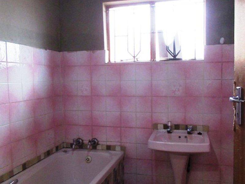 House For Sale in Bronkhorstspruit - Photo 8