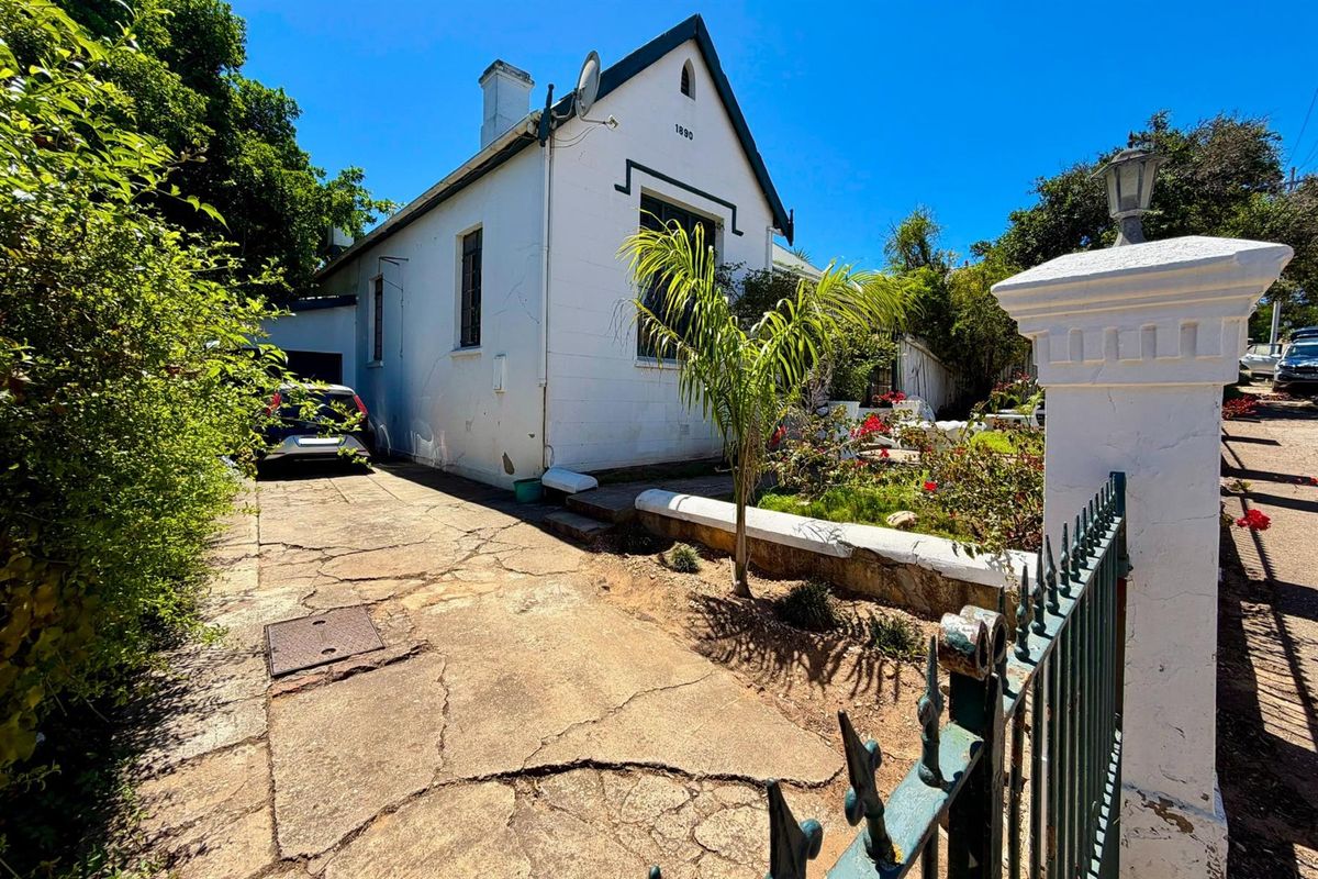 A Timeless Victorian Gem | Listed by Danté Koen, eXp Realty - Photo 3