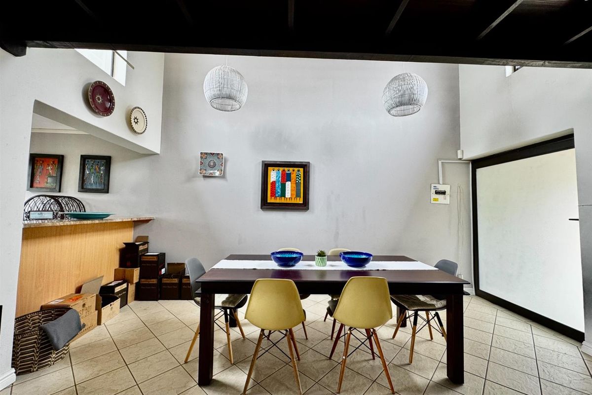 Multi-level New York Loft style Townhouse - Photo 4