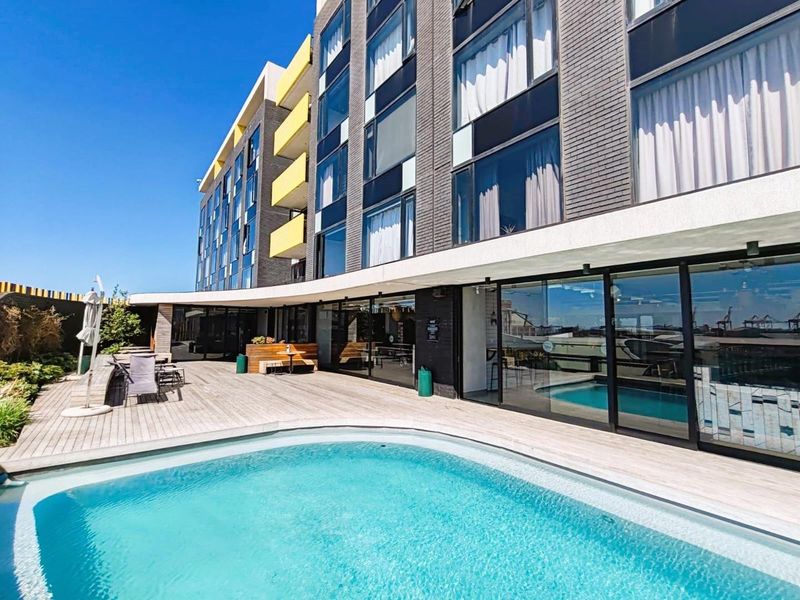Apartment For Sale in Woodstock, Cape Town - Photo 4