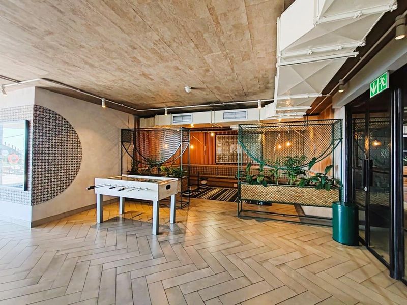 Apartment For Sale in Woodstock, Cape Town - Photo 3