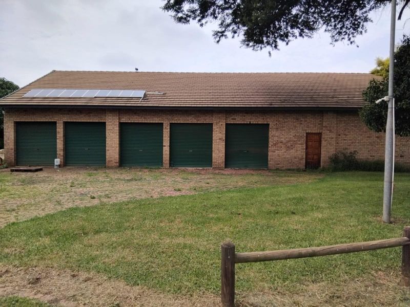 LAST COMMERCIAL ON GREAT NORTH!! - Photo 8