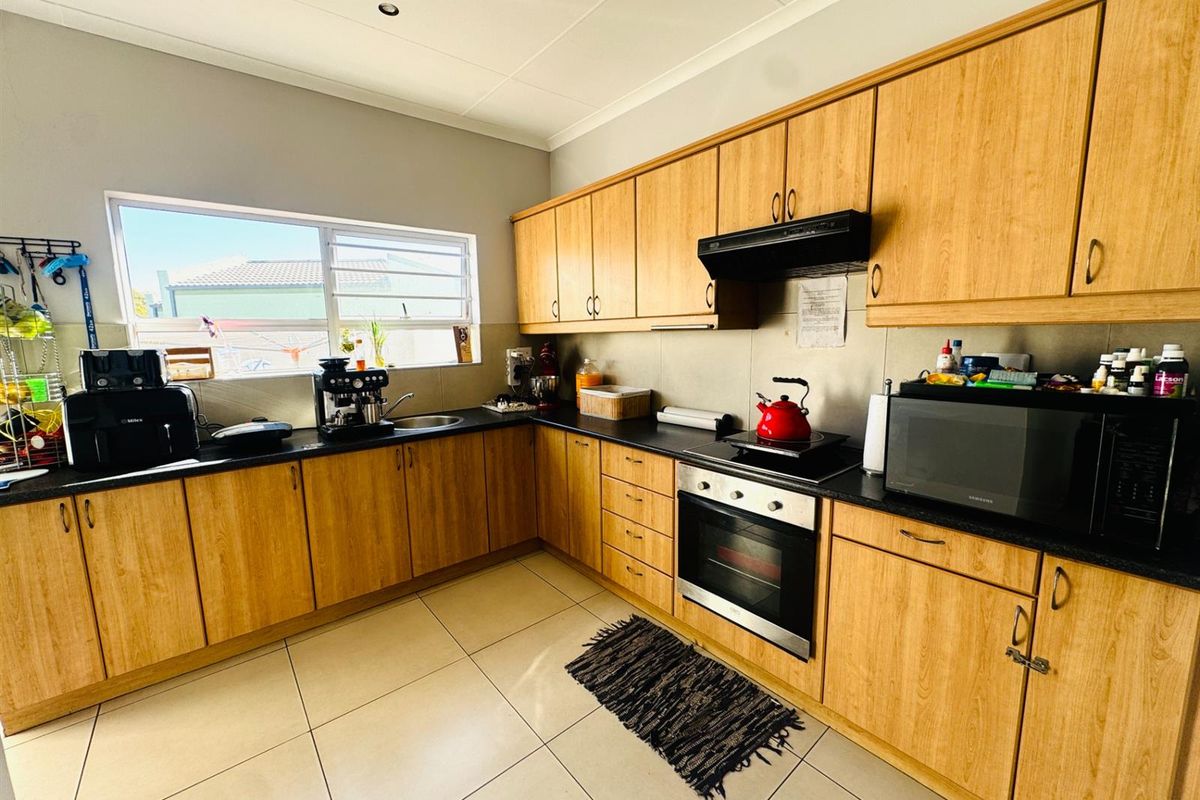 House For Sale in Country Club, Langebaan - Photo 3