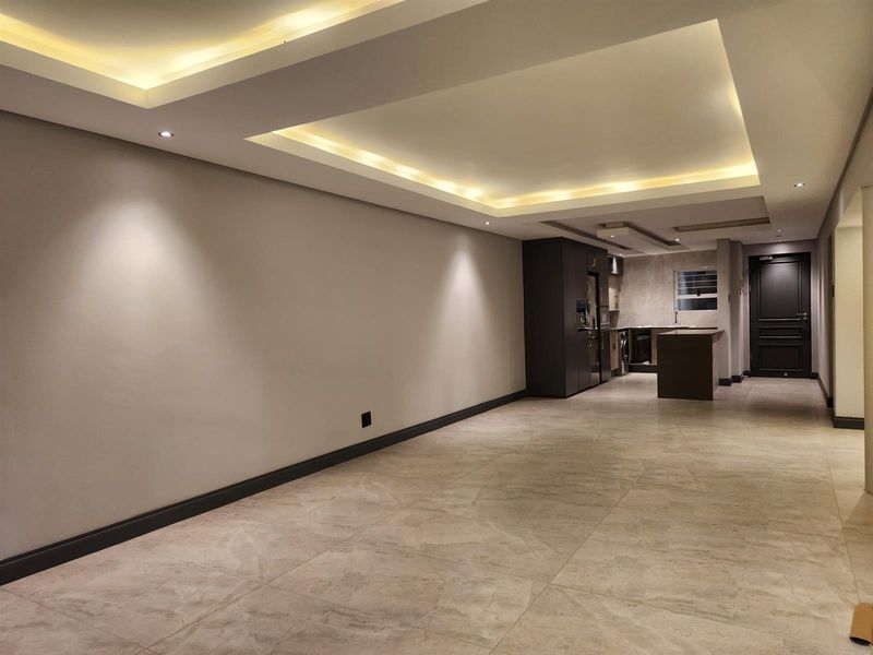 Apartment For Sale in Illovo, Sandton - Photo 8