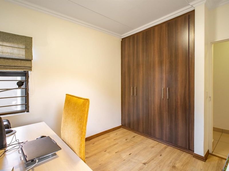 Apartment For Sale in Edenburg, Sandton - Photo 10