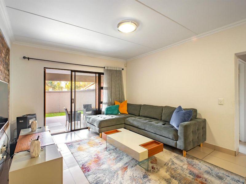 Apartment For Sale in Edenburg, Sandton - Photo 5