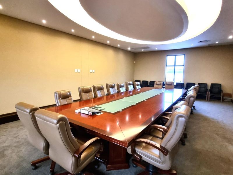 Commercial Property For Sale in Hatfield, Pretoria - Photo 1