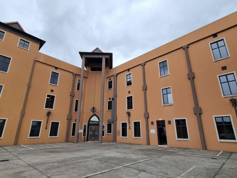 Commercial Property For Sale in Hatfield, Pretoria - Photo 8