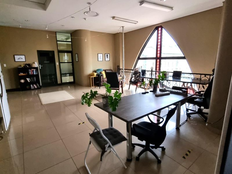 Commercial Property For Sale in Hatfield, Pretoria - Photo 6
