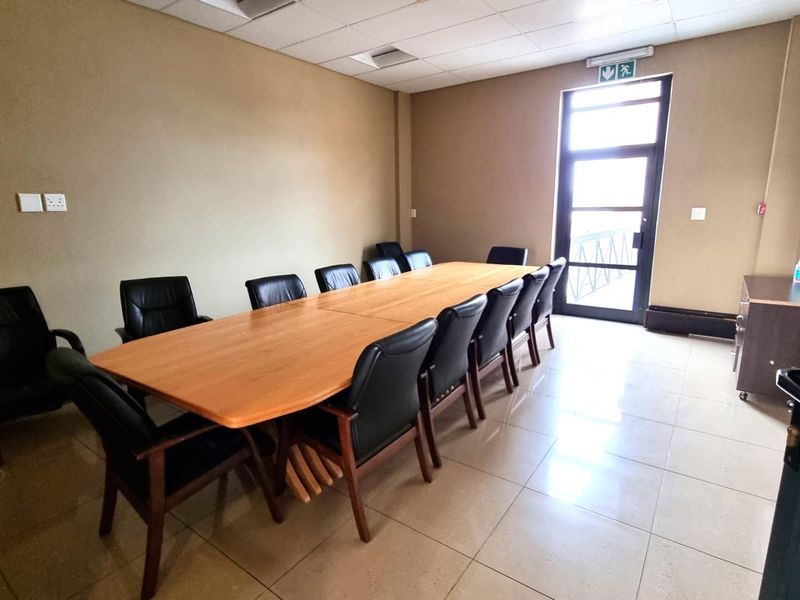 Commercial Property For Sale in Hatfield, Pretoria - Photo 4