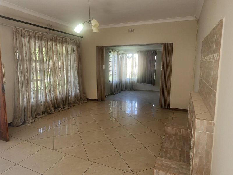 Warm, Comfortable Living in Lyndhurst, Johannesburg - Photo 6