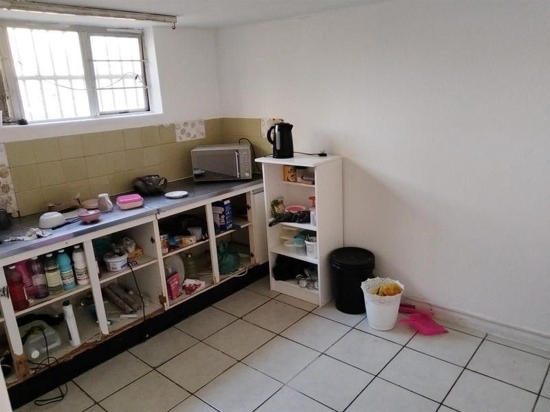 CBD MARGATE PRIME INCOME GENERATOR - Photo 7