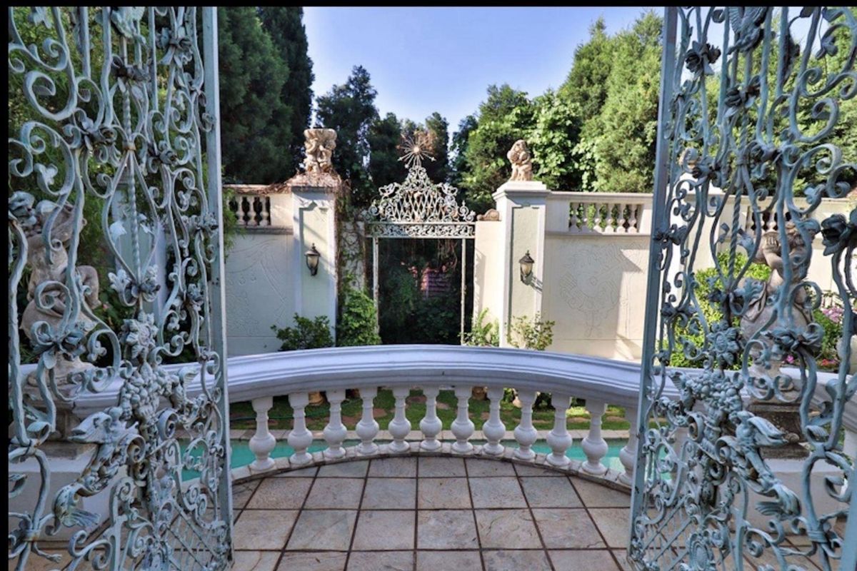 Commercial Property For Sale in Muckleneuk, Pretoria - Photo 4