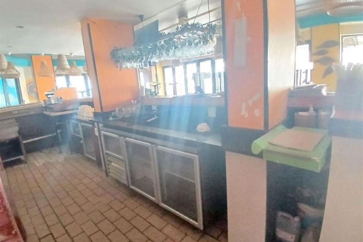 PERFECT STARTER KICK INVESTMENT! - Photo 2