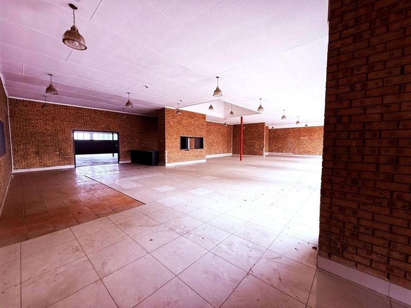 Commercial Property To Rent in Middelburg Central - Photo 4
