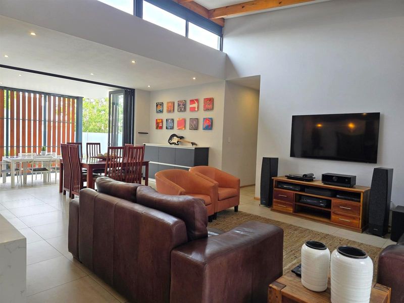 Secure Estate Stand Alone property for sale in Swallow Hills. - Photo 10