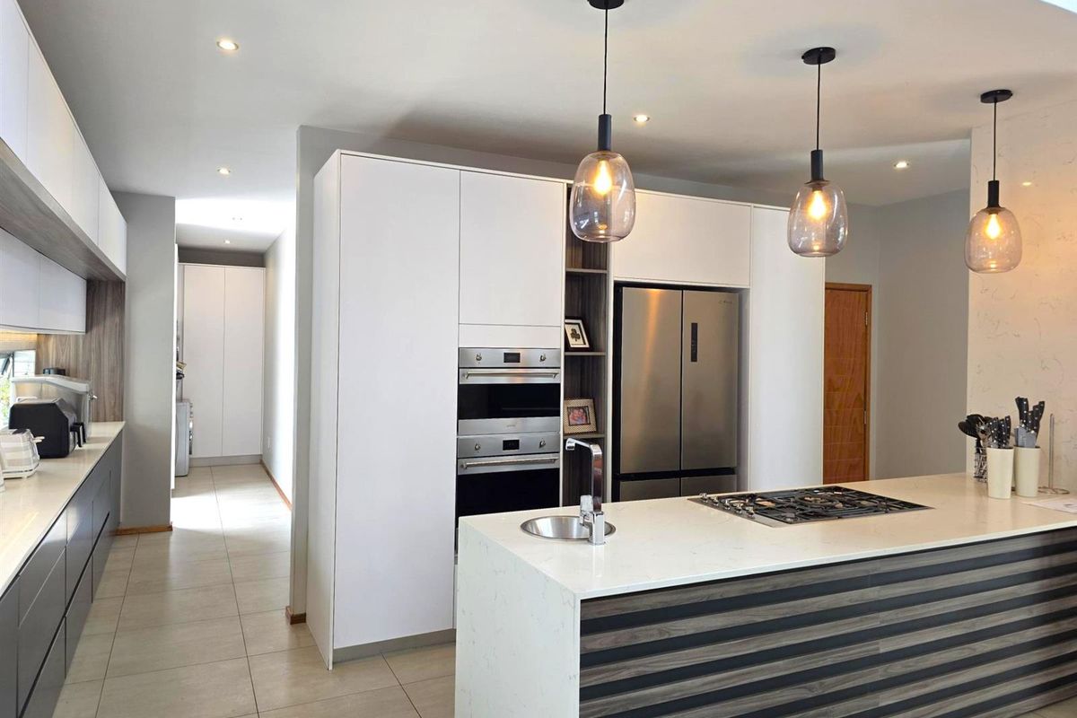 Secure Estate Stand Alone property for sale in Swallow Hills. - Photo 4