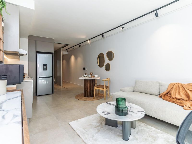 Rare Jewel in Green Point Cape Town - Photo 9