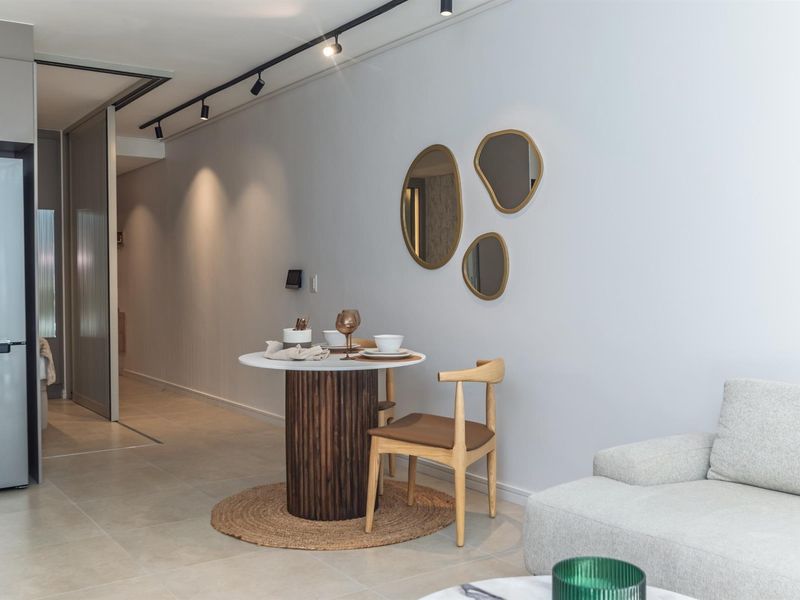 Rare Jewel in Green Point Cape Town - Photo 8