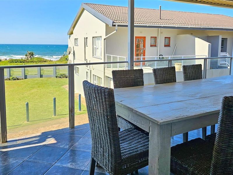 Beach Apartment Infused with Ocean Vibes! Pet Friendly! - Photo 2