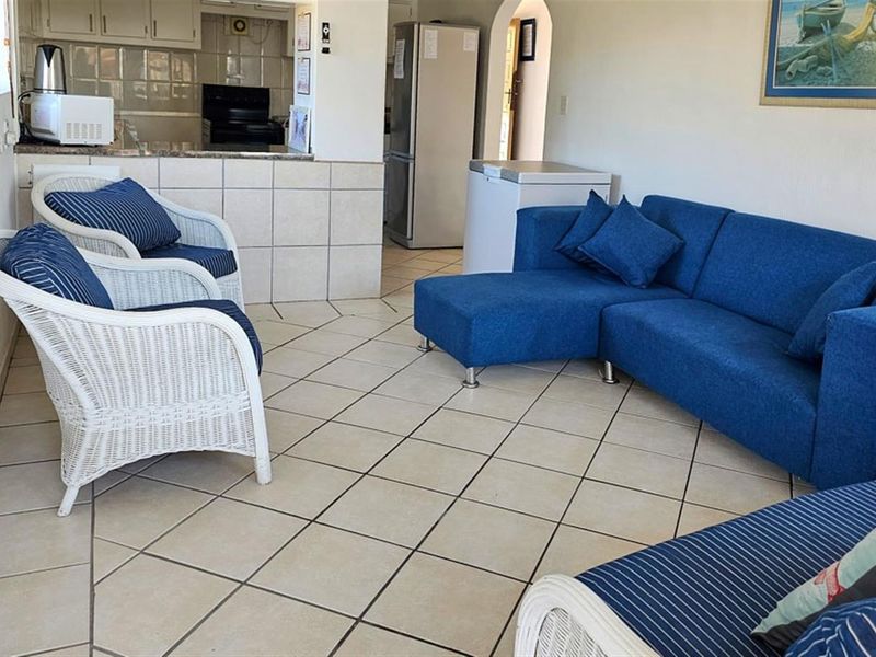 Beach Apartment Infused with Ocean Vibes! Pet Friendly! - Photo 3