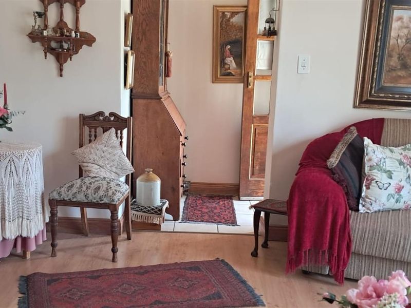 Townhouse For Sale in Doringkruin, Klerksdorp, North West - Photo 7