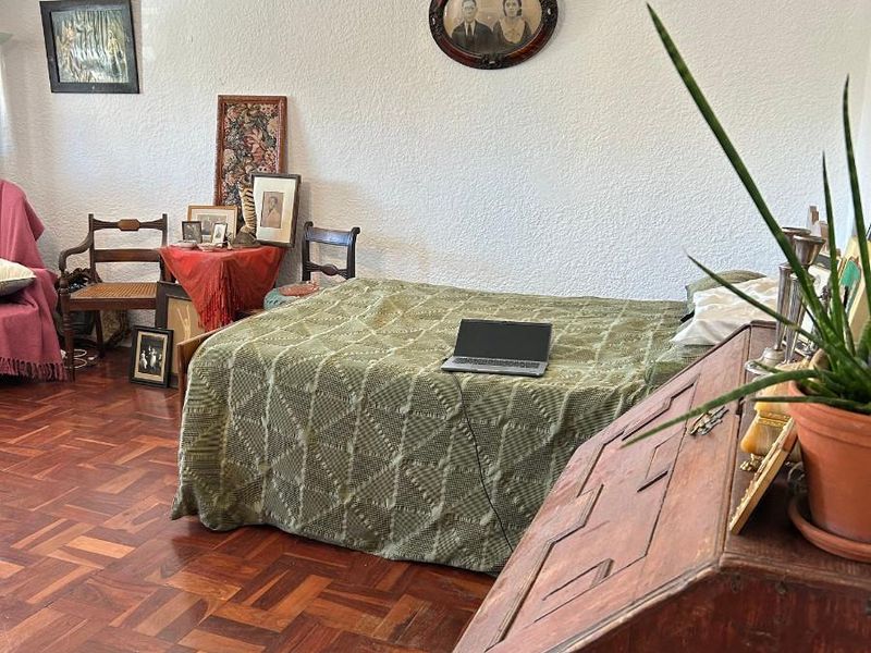 Charming and Spacious One Bedroom Apartment - Photo 7