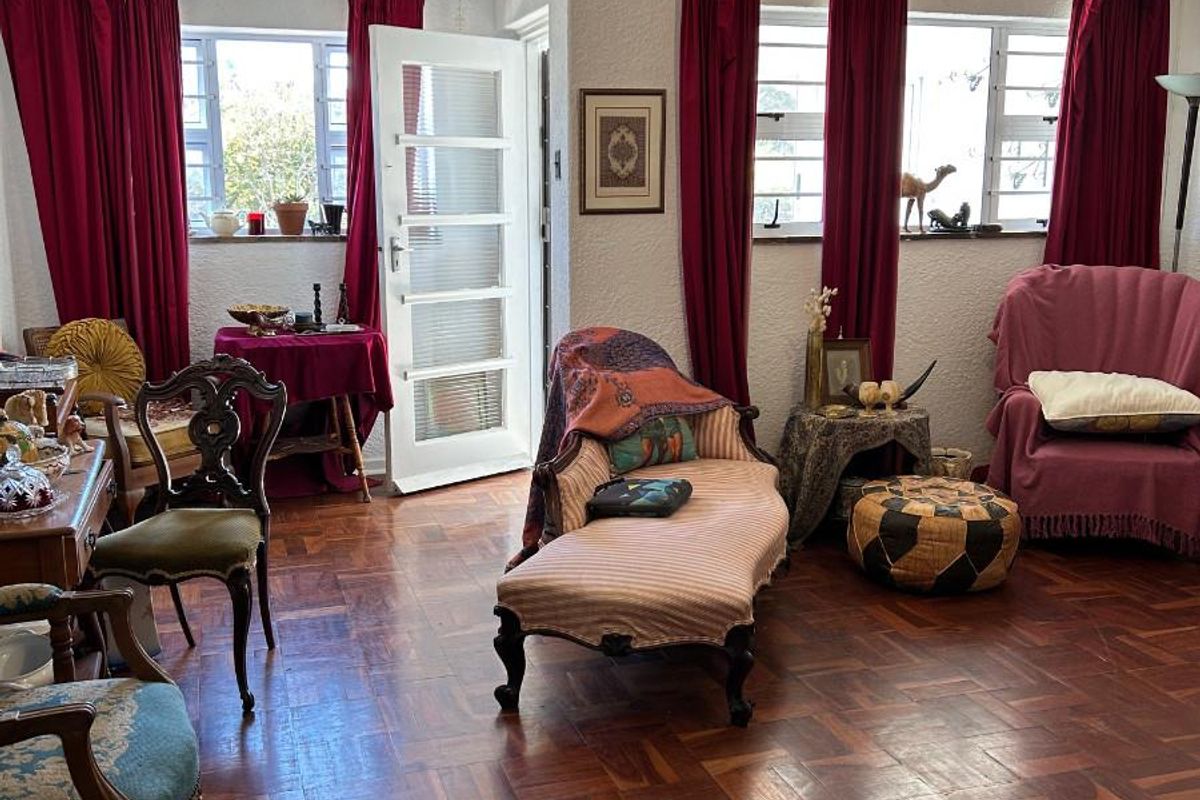 Charming and Spacious One Bedroom Apartment - Photo 5