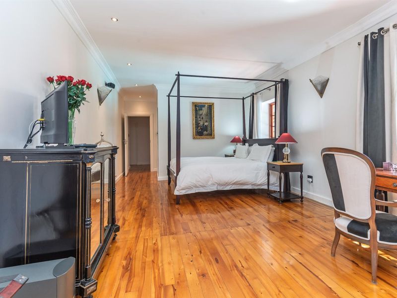 Cape Stone Villa - In the heart of Fish Hoek - Photo 10