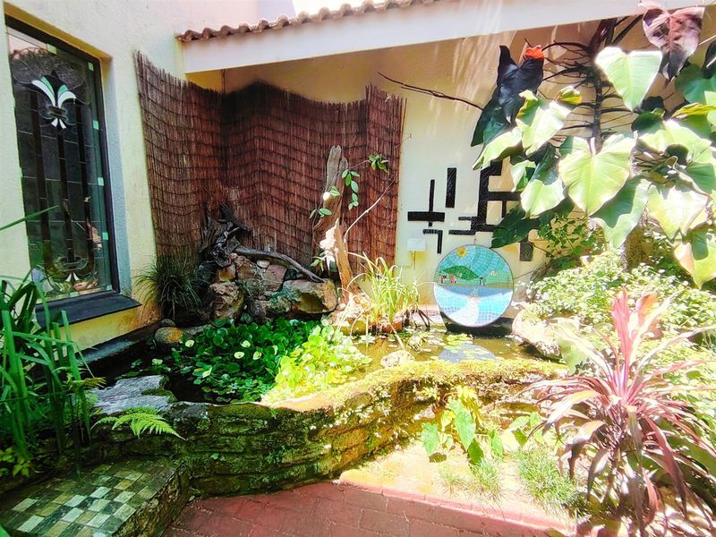 LOTS TO OFFER - Photo 4