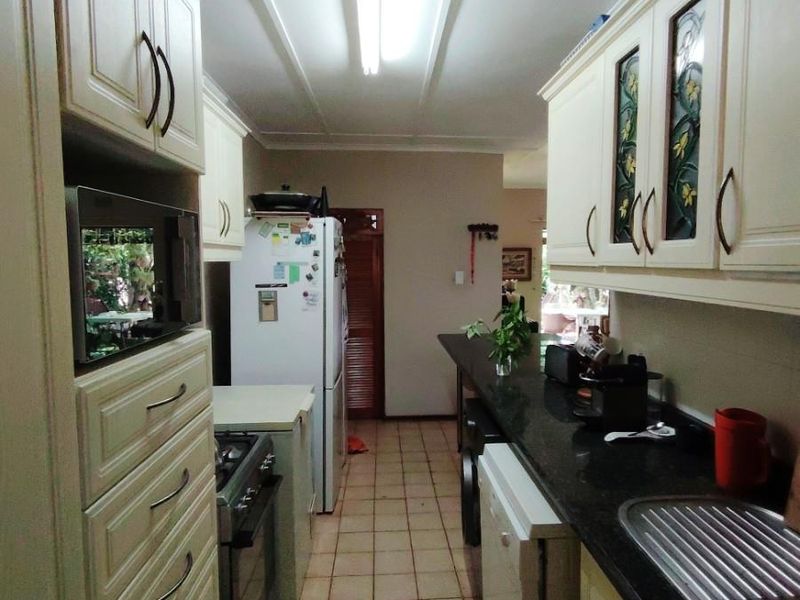 LOTS TO OFFER - Photo 9