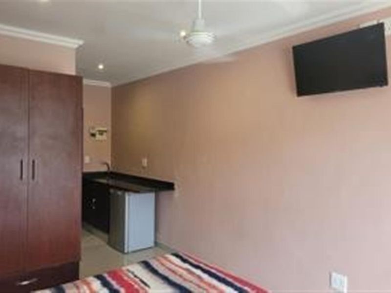 Studio Apartment To Rent in Ramsgate, Margate, KwaZulu Natal - Photo 10