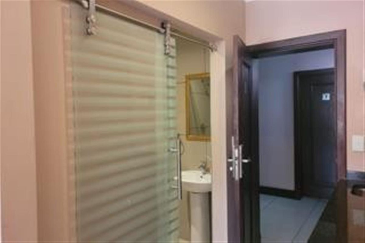 Studio Apartment To Rent in Ramsgate, Margate, KwaZulu Natal - Photo 2