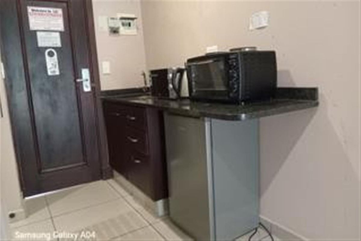 Studio Apartment To Rent in Ramsgate, Margate, KwaZulu Natal - Photo 5