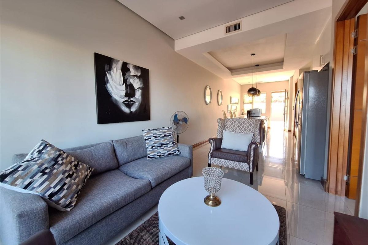 Apartment For Sale in Shakas Rock, Ballito, KwaZulu Natal - Photo 4