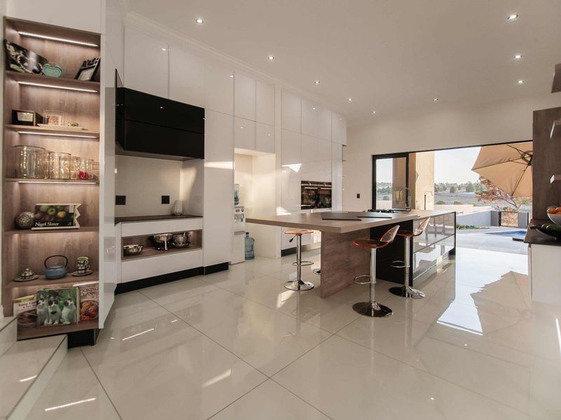 Architectural Masterpiece | Fairway Living Redefined - Photo 10