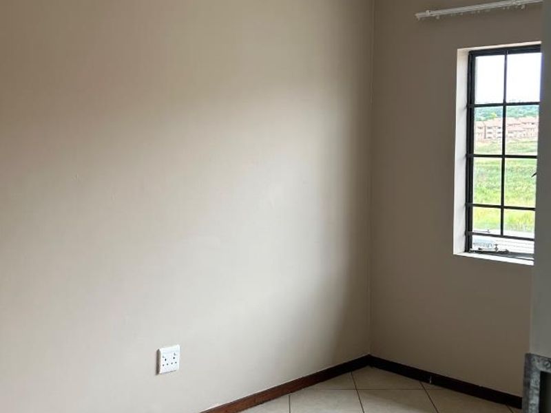 Apartment For Sale in Midrand No Transfer Duty - Photo 8
