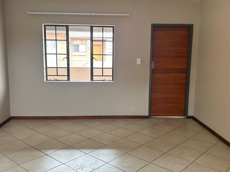 Apartment For Sale in Midrand No Transfer Duty - Photo 5