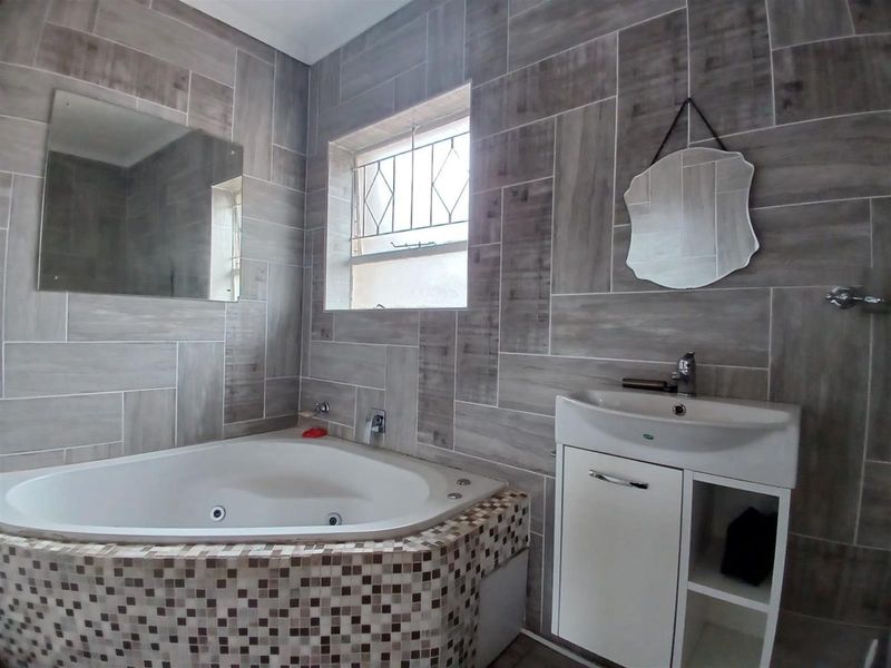 House For Sale in Arborpark, Newcastle, KwaZulu Natal - Photo 8