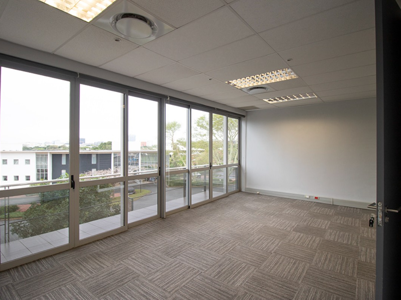 Office To Rent in Umhlanga, KwaZulu Natal - Photo 4