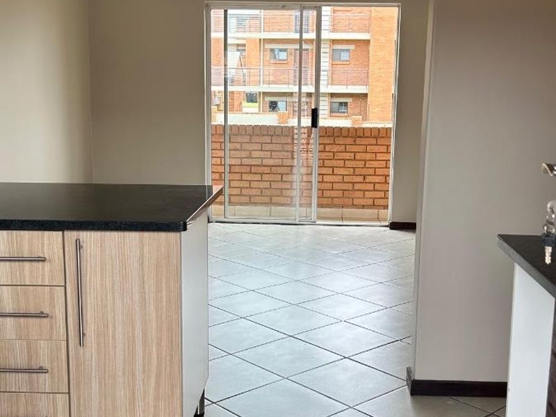 Apartment For Sale in MidrandNo Transfer Duty - Photo 2