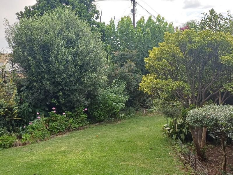 Upmarket Family Home with Private Flatlet and Entertainment Features Secunda - Photo 6