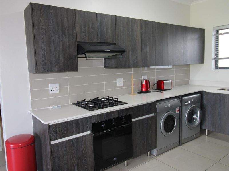 3 BED,  2 BATH. FURNISHED APARTMENT IN DE VELDE. NO PETS, NO CHILDREN - Photo 4