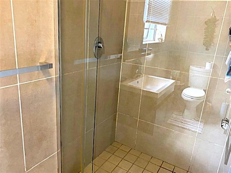 3 BED,  2 BATH. FURNISHED APARTMENT IN DE VELDE. NO PETS, NO CHILDREN - Photo 10