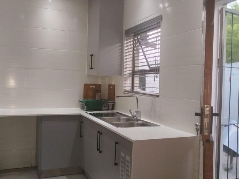 House For Sale in Die Heuwel Ext 4, Die Heuwel, Witbank - Photo 4